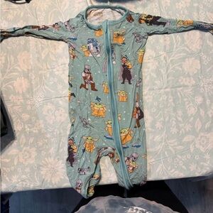 Little sleepies 
Star Wars grogu